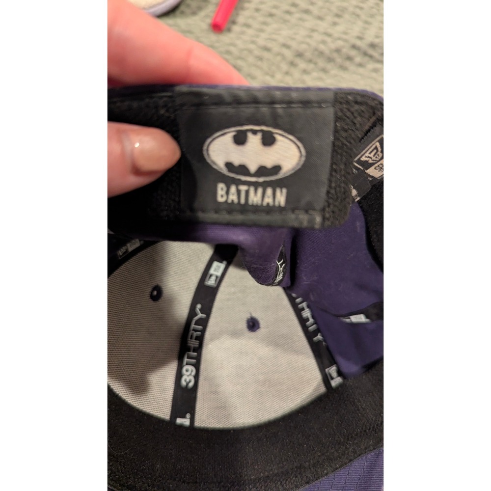 New Era Joker 39THIRTY Hat M/L Purple HA HA Print Batman DC Comics Stretch Cap - Picture 3 of 5